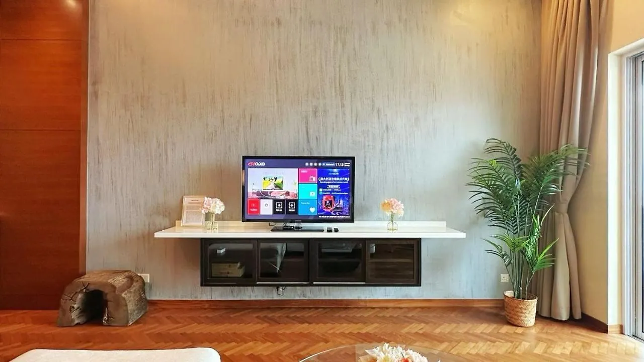 6Th Straits Quay Seafront 2 Bedrooms Seaview Suite - Rare Marina & Seaview Tanjung Tokong 0*,  Malesia
