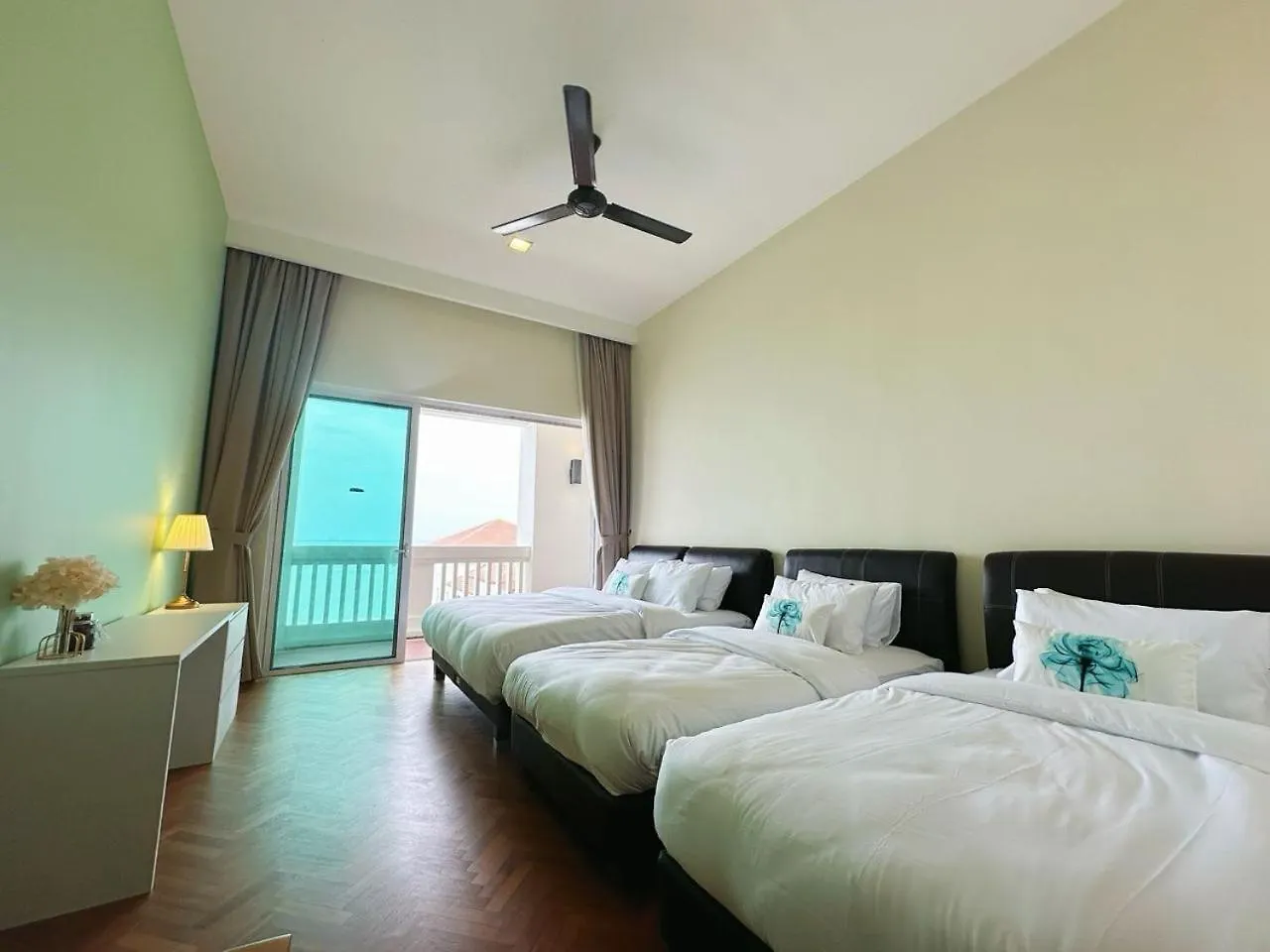 6Th Straits Quay Seafront 2 Bedrooms Seaview Suite - Rare Marina & Seaview Tanjung Tokong
